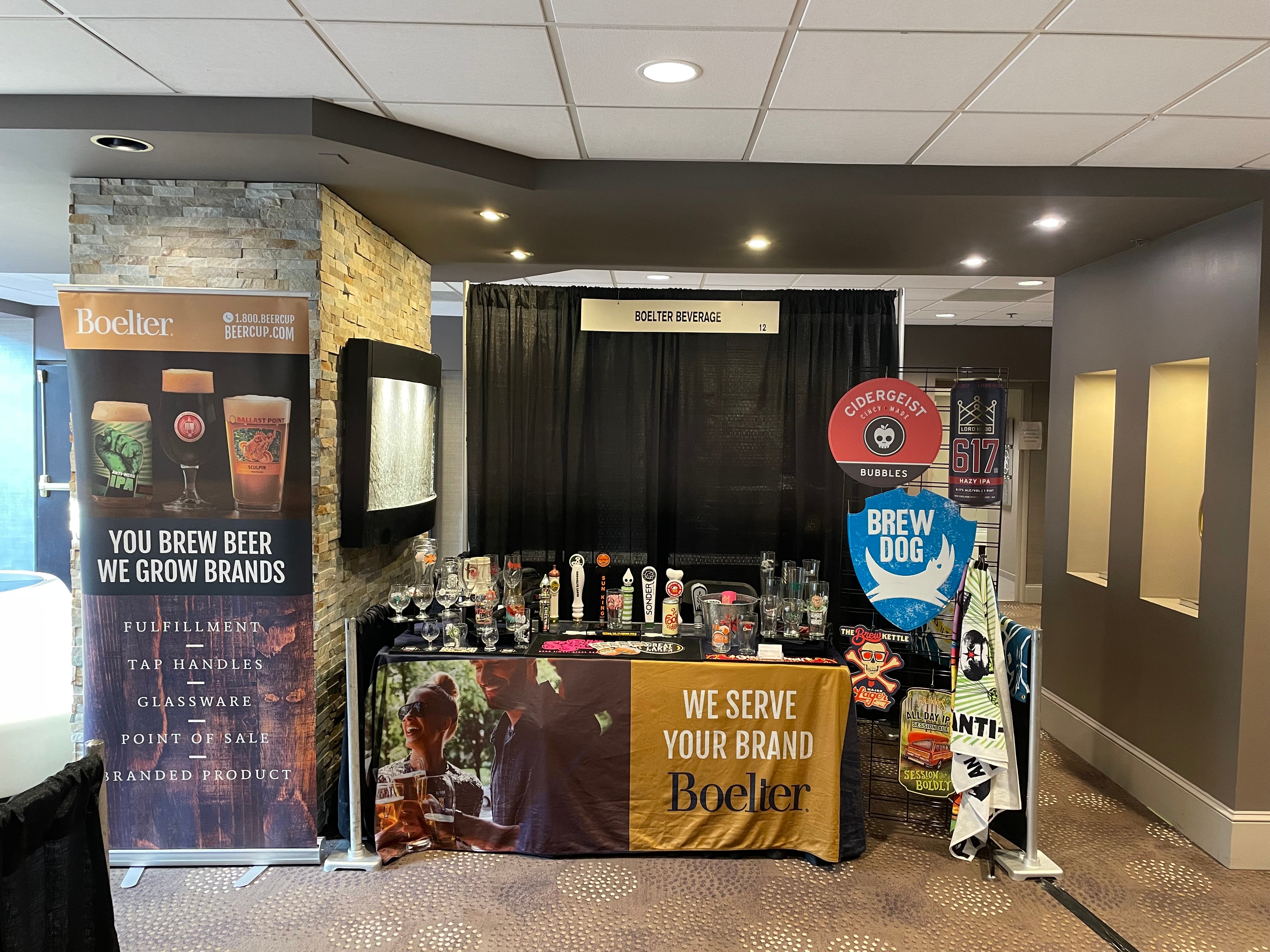 Illinois Trade Show Table